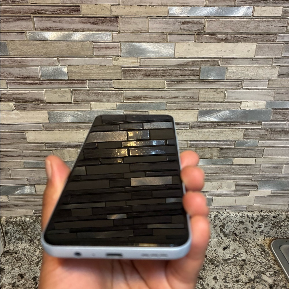 T-Mobile Revvl 8 (Sliver)